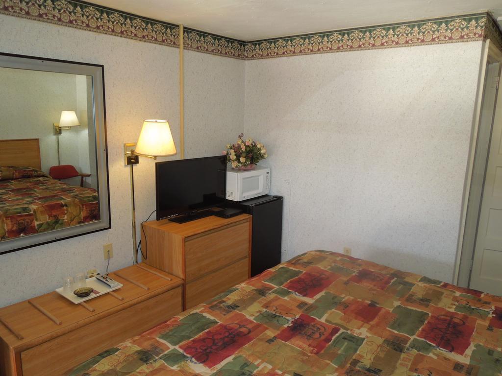 Red Lion Motel Southampton Экстерьер фото